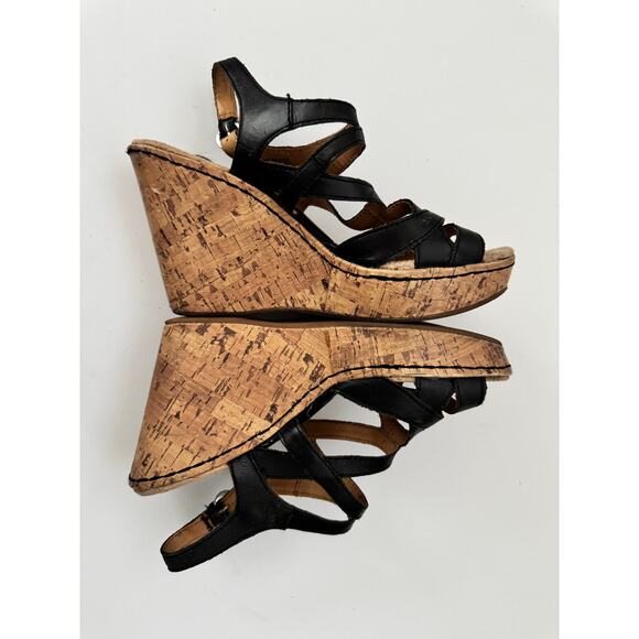 B.O.C BORN Concept Women’s 7M Wedge Sandals  lack Leather Cork Platform Shoes - Picture 5 of 7